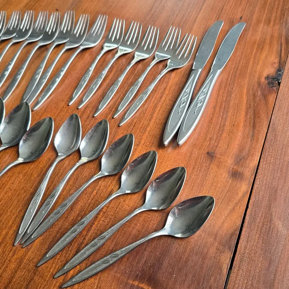 Vintage Oneida Royal Harvest Flatware WM Rogers Premier Stainless 29 Pcs MCM